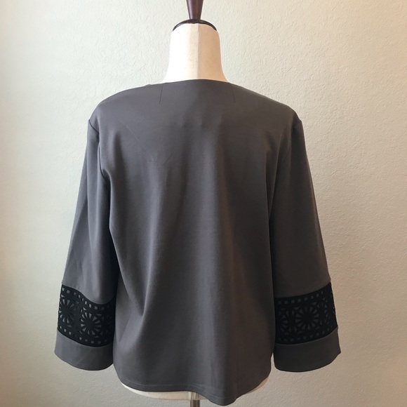 Bob Mackie Wearable Art Ladies Grey and Black Suit Jacket Size Medium NWOT - Picture 9 of 10